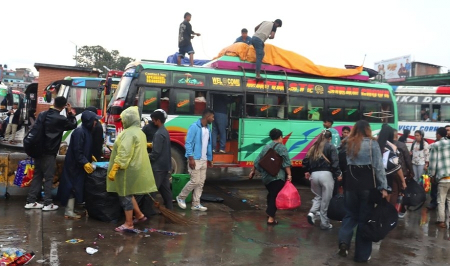 काठमाडौं उपत्यकाबाट ८ लाख बढी सर्वसाधारण बाहिरिए