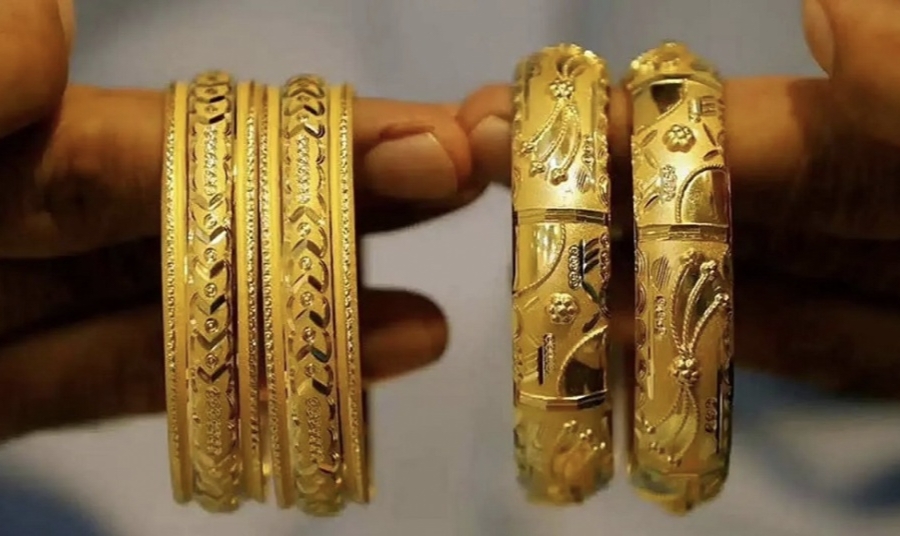 सुनचाँदीको मूल्य केही घट्यो