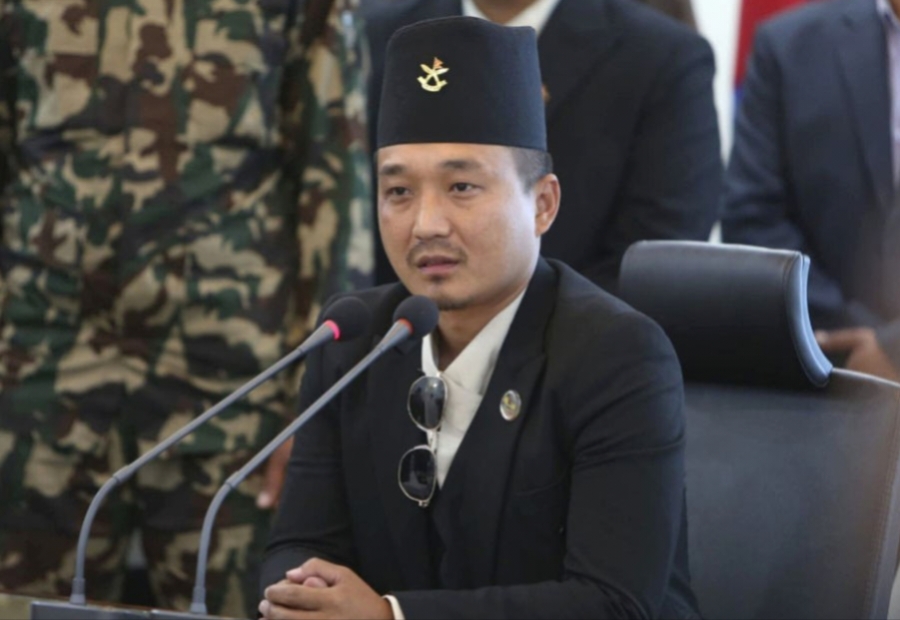 सुदन गुरुङले गृह मन्त्री पदबाट राजीनामा दिए