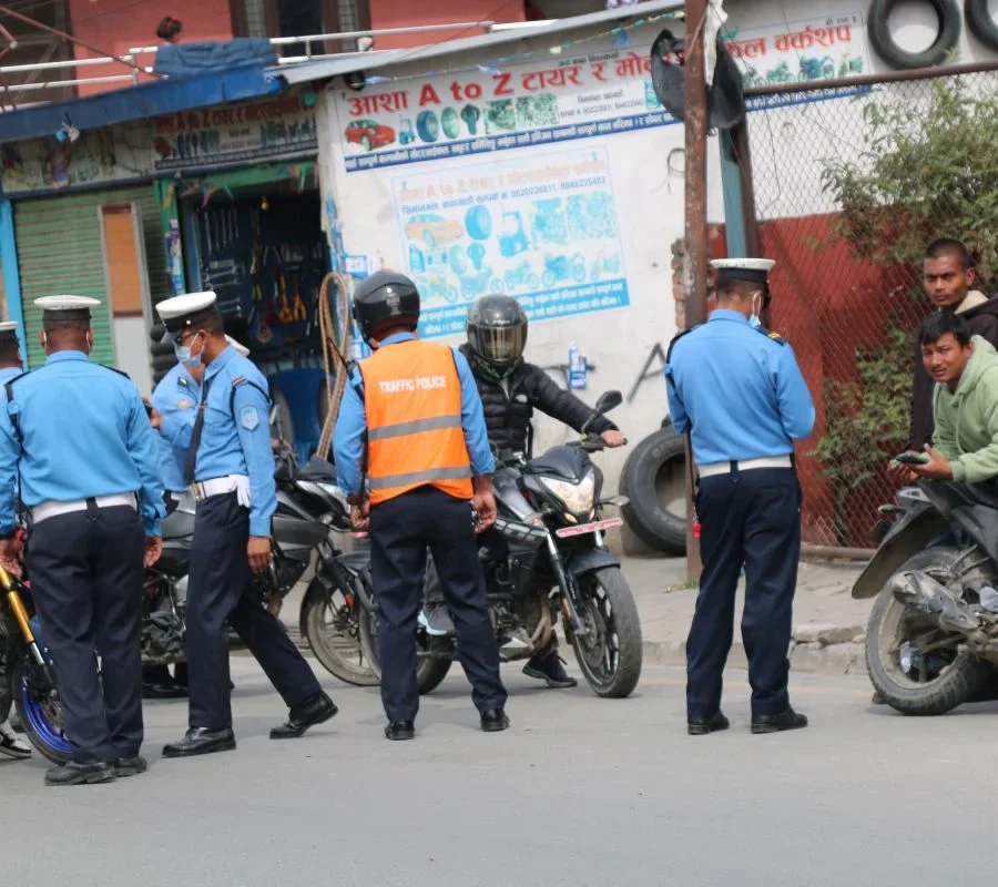 दुई हजार ६९२ जना ट्राफिक कारबाहीमा