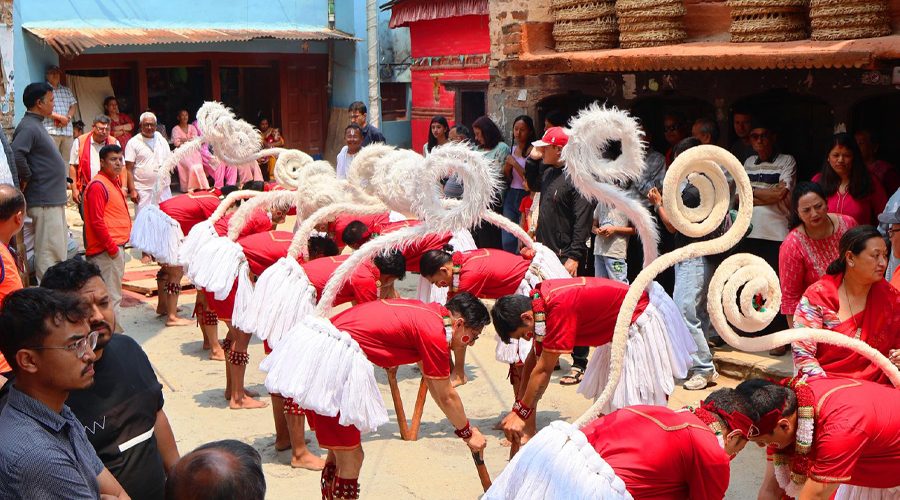 एक्काइस महिना देखाएर समापन गरियोे हनुमान नाच