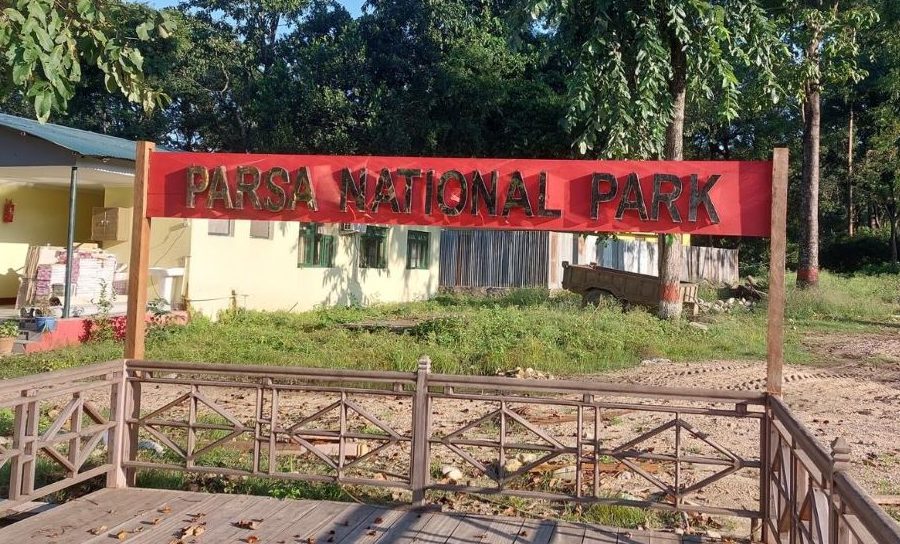पर्यटकहरुको आकर्षणको केन्द्र बन्दै पर्सा राष्ट्रिय निकुञ्ज