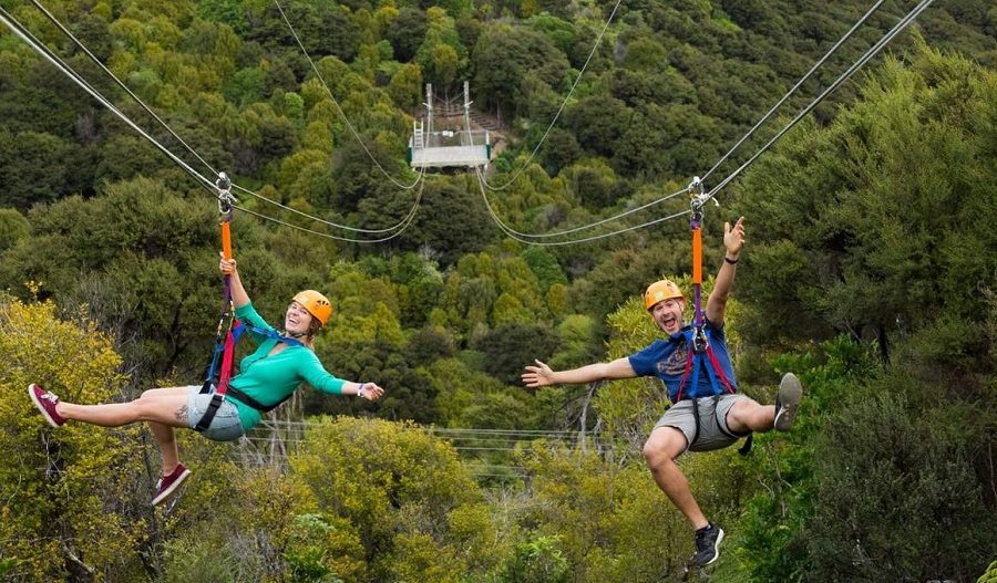 सोलुखुम्बुमा पहिलोपटक जिपलाइन सञ्चालनमा
