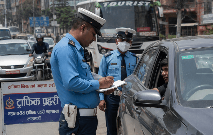 ट्राफिक कारबाहीमा १८ लाख ६० हजार राजस्व असुली
