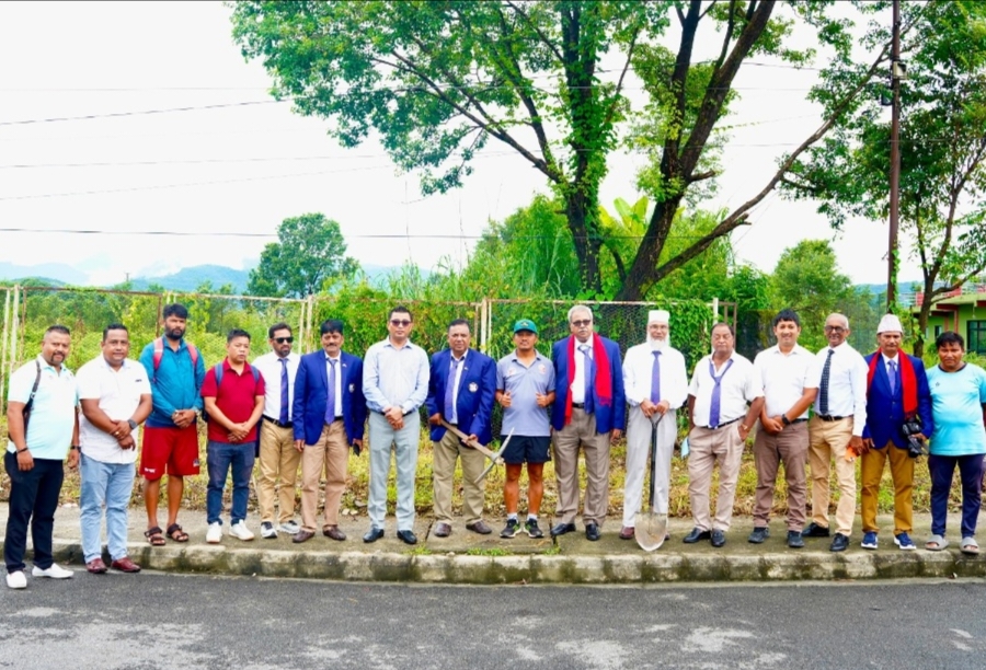 नेपाल–बङ्गलादेशका फोटो पत्रकारद्वारा पोखरा रङ्गशालामा वृक्षारोपण, मित्रताको ‘हरियो सम्झना’