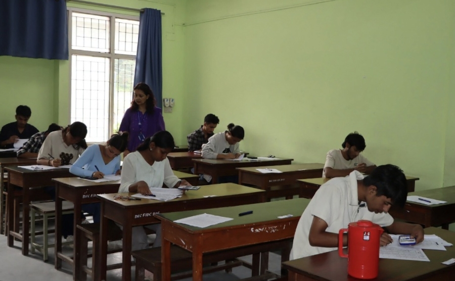 नेपाल इन्जिनियरिङ कलेज छात्रवृत्ति परीक्षामा पनि विद्यार्थीको घुईचो