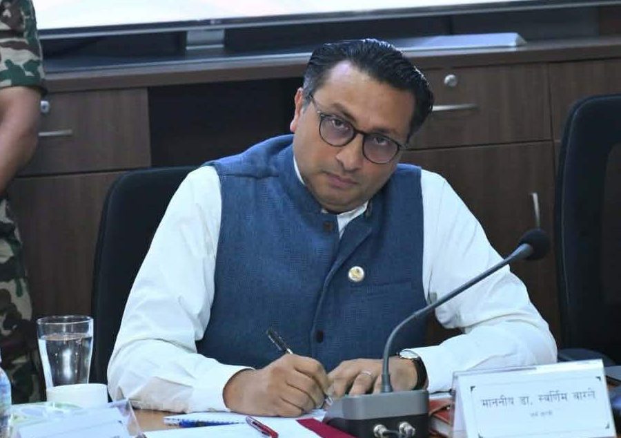 अर्थ समितिको बैठकमा अर्थमन्त्री वाग्ले जाने