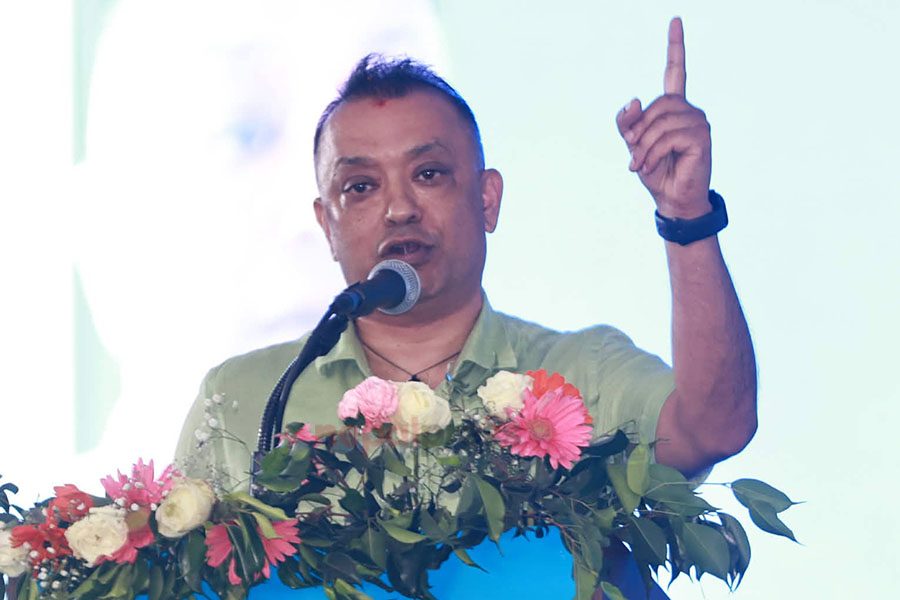 लाल आयोगको प्रतिवेदन सार्बजनिक गर्न गगन थापाको माग