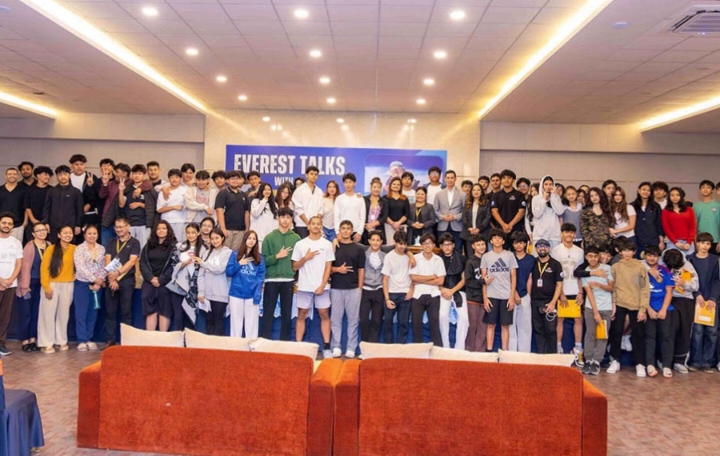 Everest Talks inspires students to pursue goals with determination
