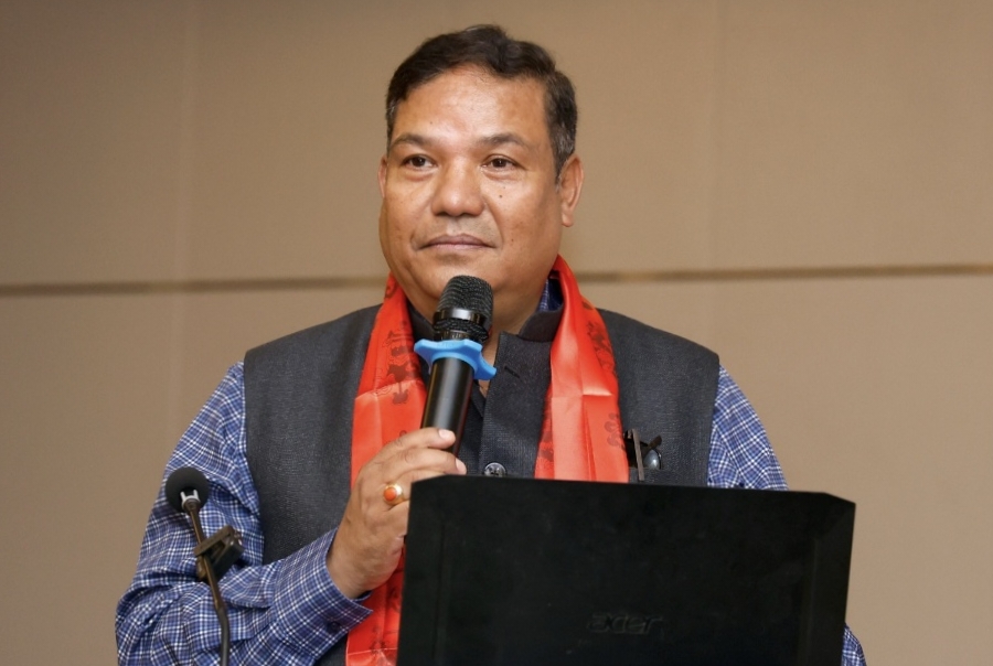 जनजाति–आदिवासीतर्फ केन्द्रीय सदस्यमा रामकृष्ण चित्रकारको उम्मेदवारी